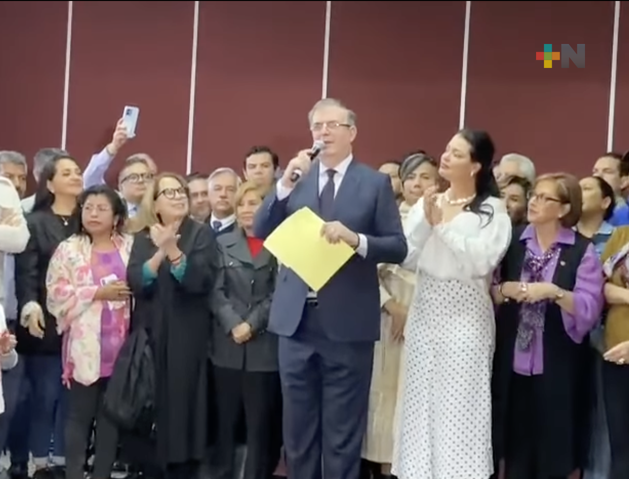 Satisface a Claudia Sheinbaum que Ebrard decida permanecer en Morena